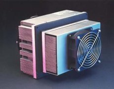 简单介绍制冷器是如何进行运行的？
